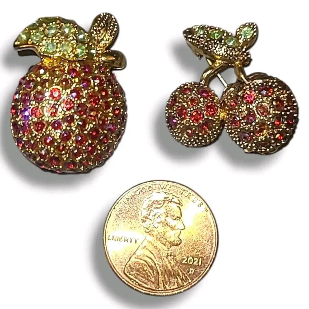 2‎ Vintage Aurora Borealis Rhinestone Fruit Brooches Pins Apple & Cherries